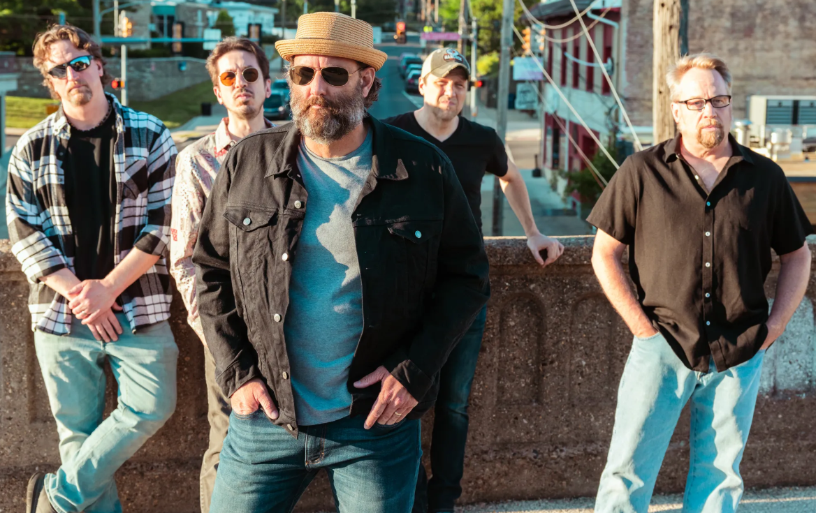 MAC Twilight Series: Red Means Run(Americana)